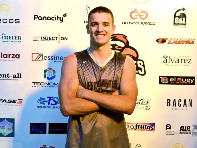 Estudiantes sum� al juvenil Mateo Rinc�n para la Liga Federal